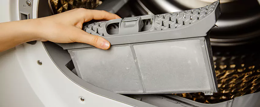 Signs Of A Clogged Dryer Lint Trap in Wentzville, Missouri